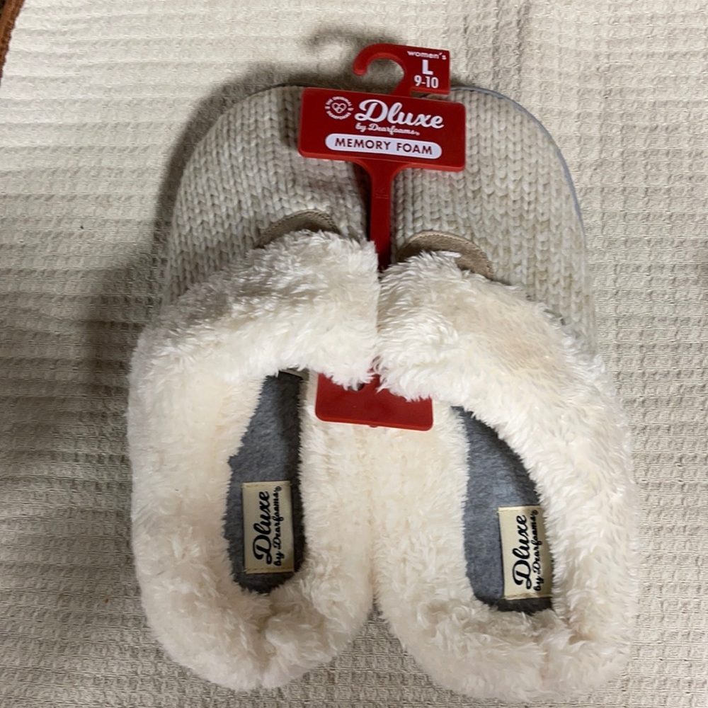 DEARFOAMS DELUXE WOMAN'S LARGE 9-10